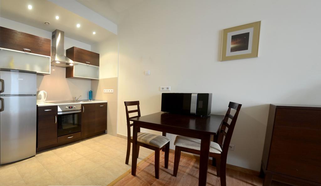 Apartahotel Platinum Varsovia